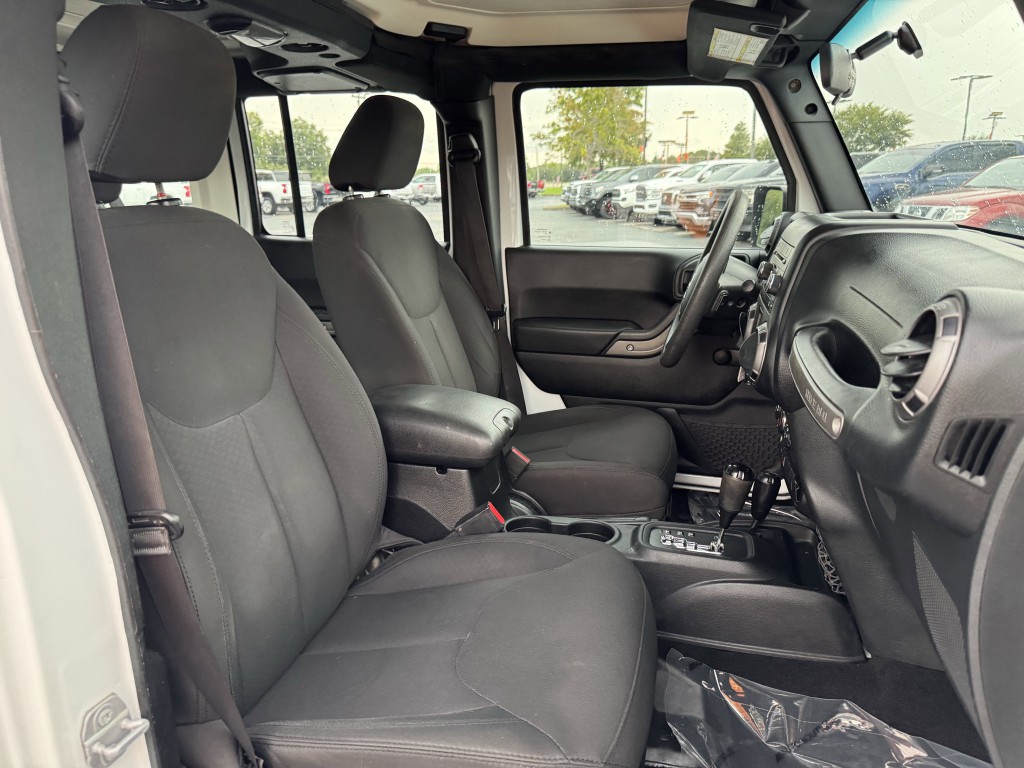 2017 Jeep Wrangler Unlimited Image 20
