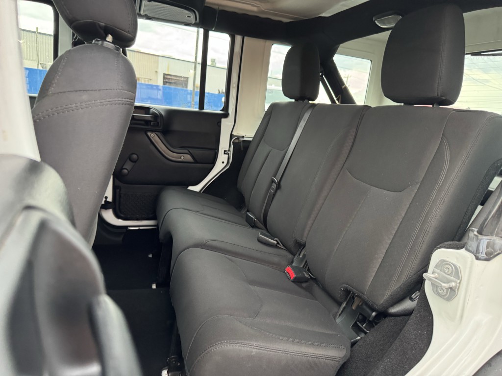 2017 Jeep Wrangler Unlimited Image 22