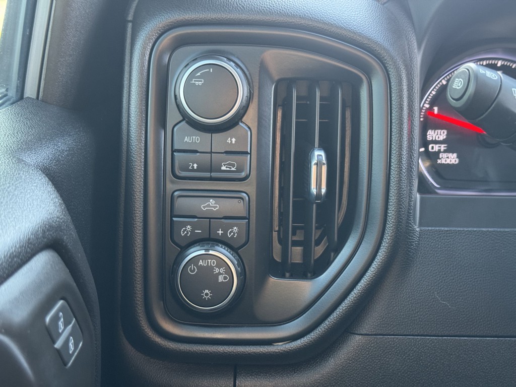 2022 Chevrolet Silverado 1500 Image 21