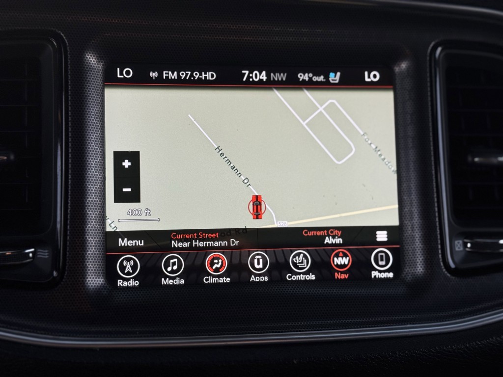 2017 Dodge Challenger Image 18