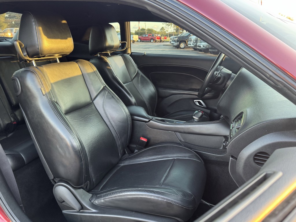 2017 Dodge Challenger Image 22