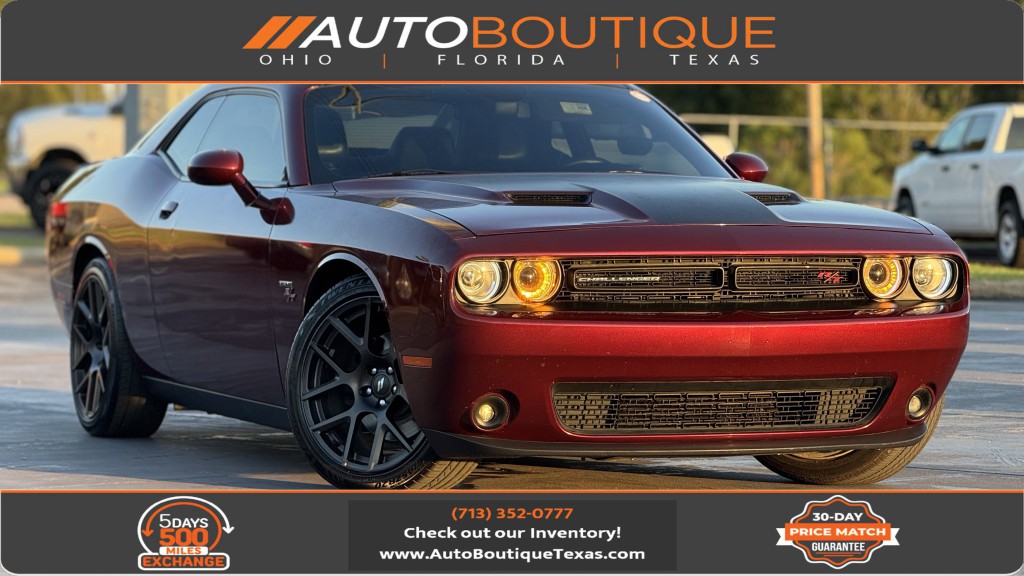 2017 Dodge Challenger Image 1