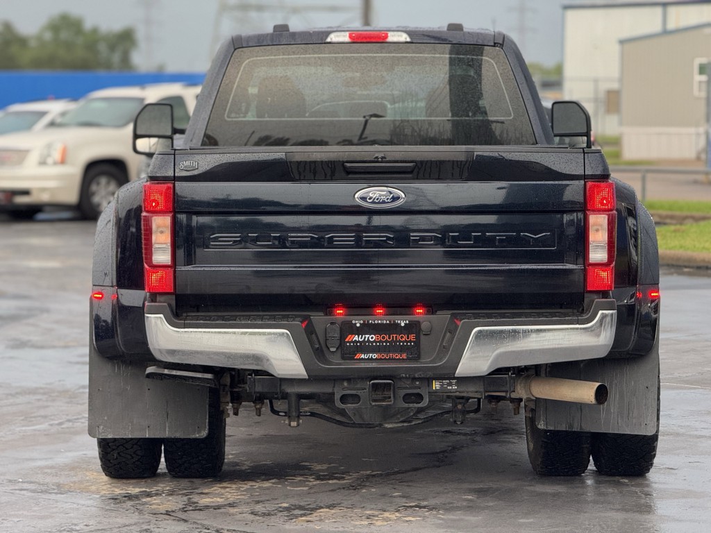 2022 Ford F-350 Image 7
