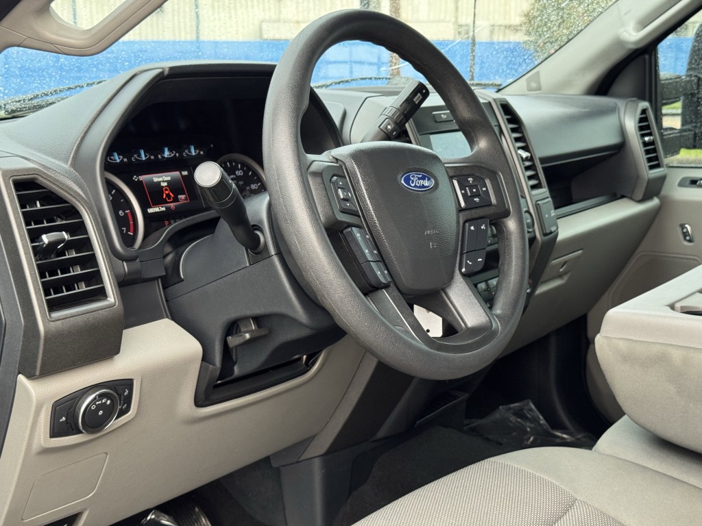 2022 Ford F-350 Image 12