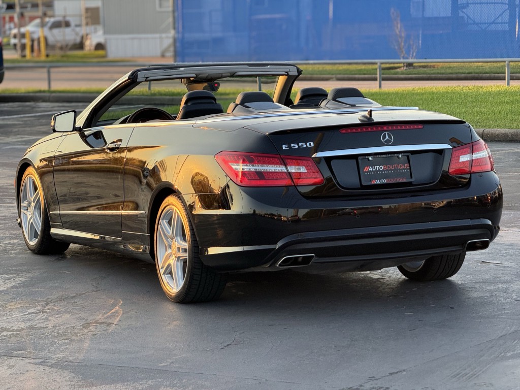 2011 Mercedes-Benz E-Class Image 9