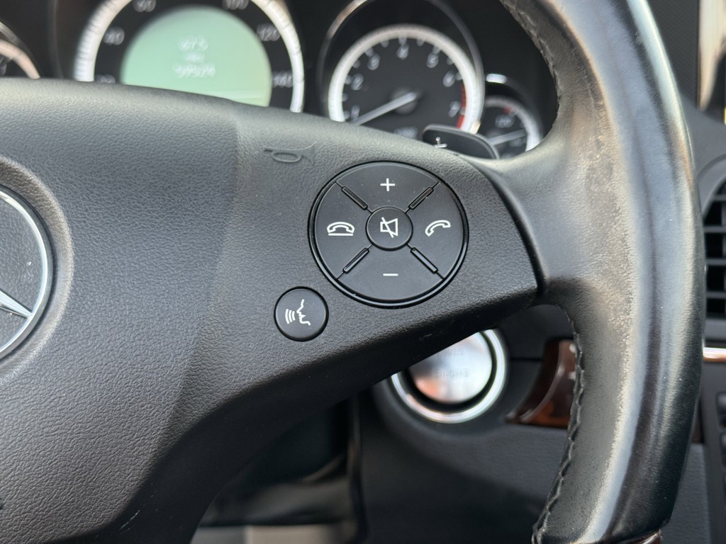 2011 Mercedes-Benz E-Class Image 19