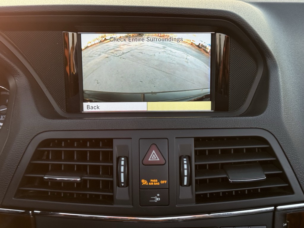 2011 Mercedes-Benz E-Class Image 23