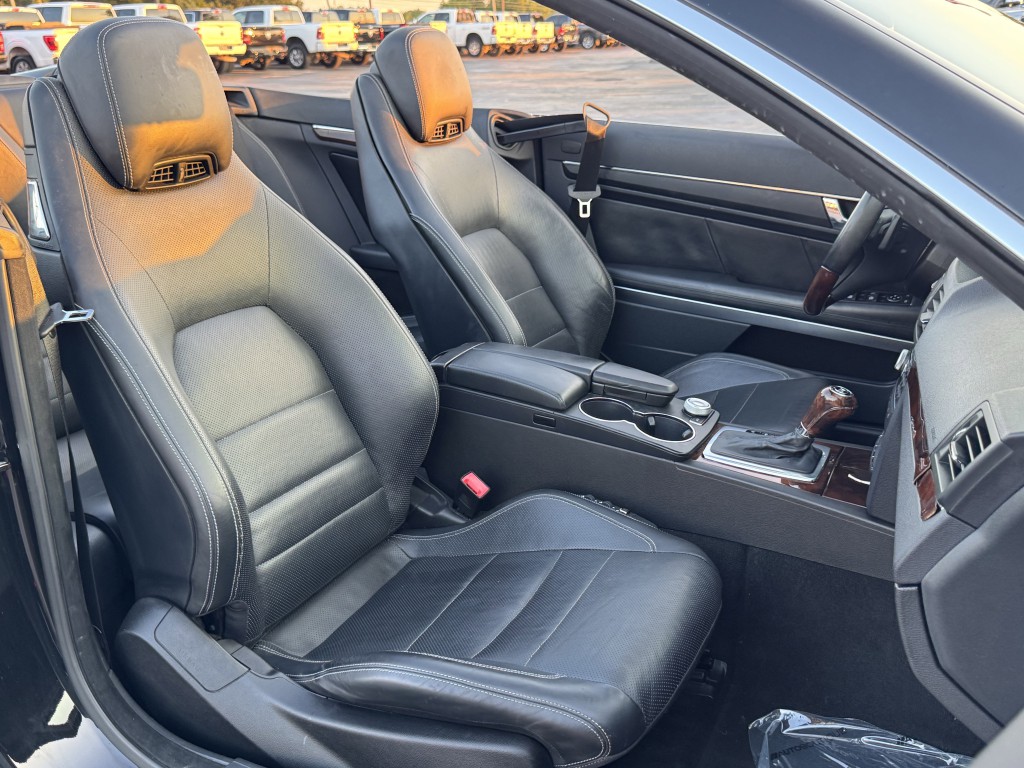 2011 Mercedes-Benz E-Class Image 31