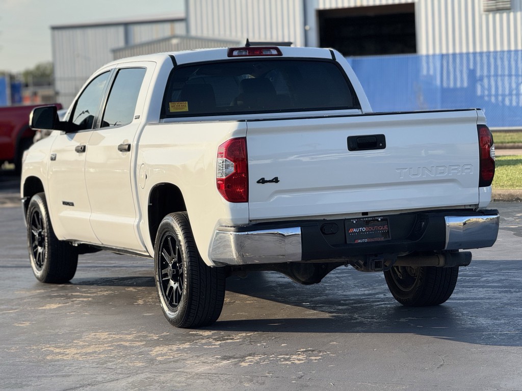 2021 Toyota Tundra Image 8
