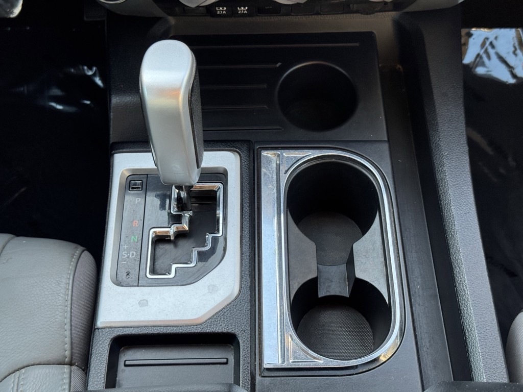 2021 Toyota Tundra Image 21