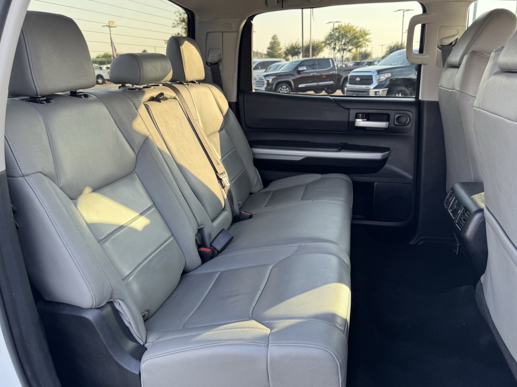 2021 Toyota Tundra Image 26