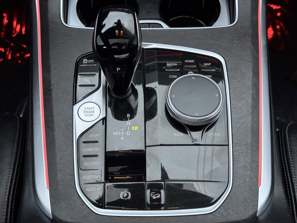 2019 BMW X5 Image 25