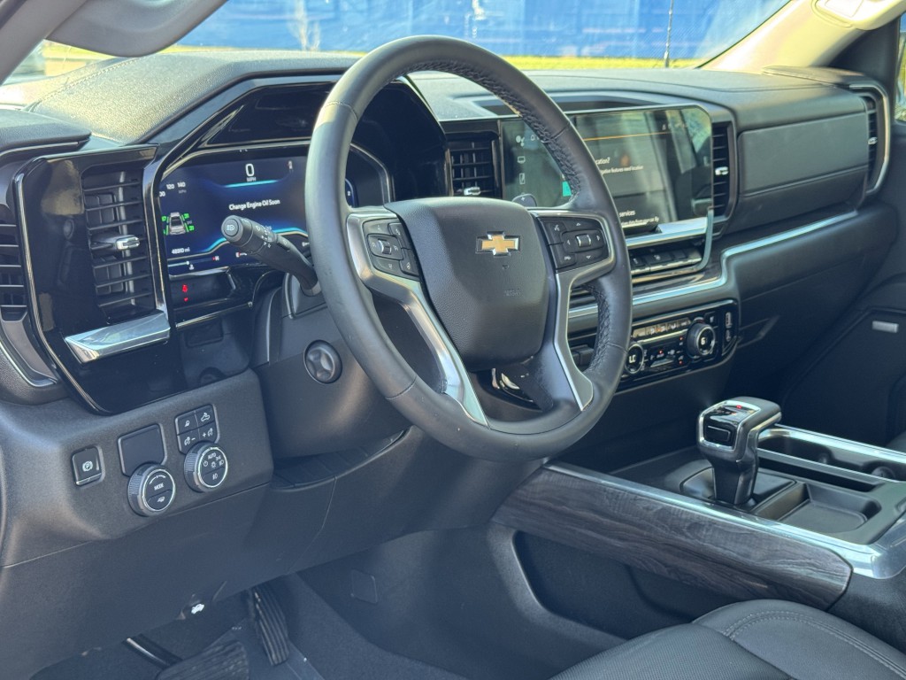 2024 Chevrolet Silverado 1500 Image 12