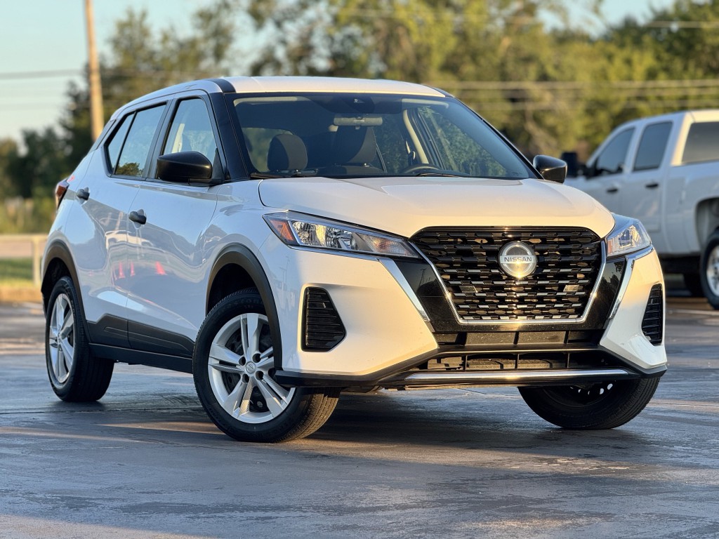 2021 Nissan Kicks Image 3