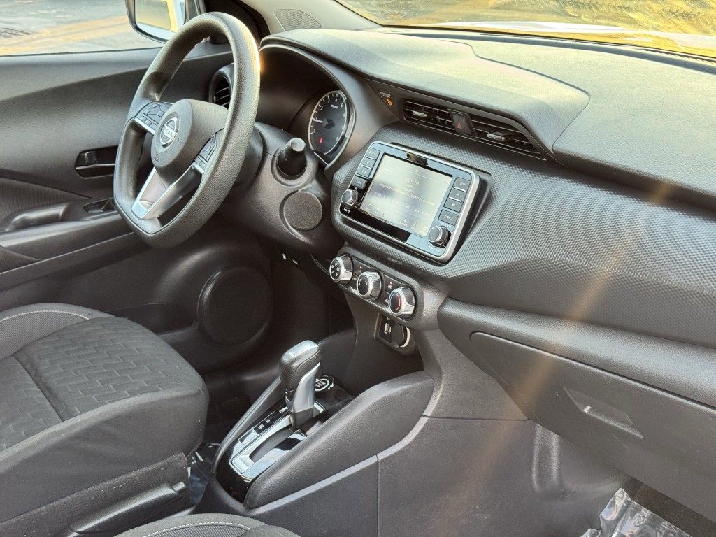 2021 Nissan Kicks Image 13