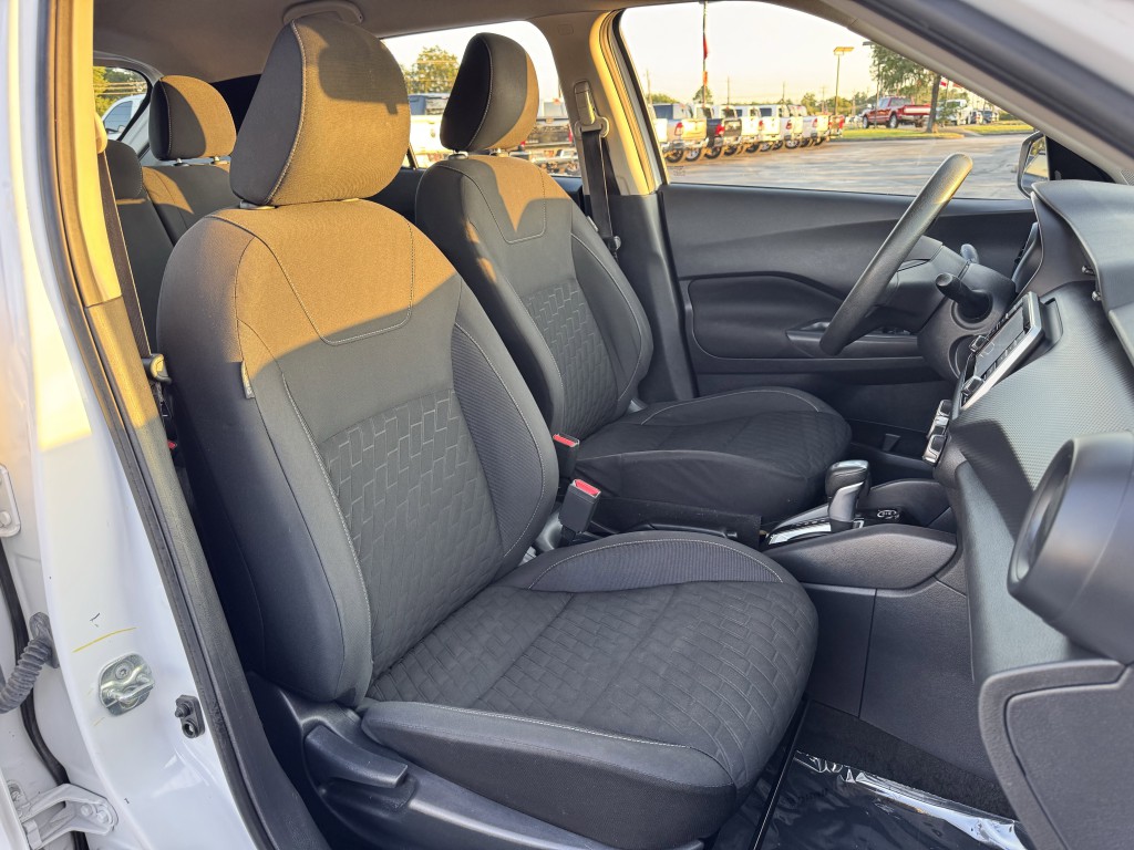 2021 Nissan Kicks Image 25