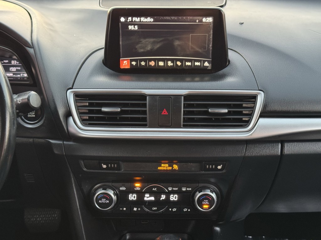 2018 Mazda Mazda3 Image 19