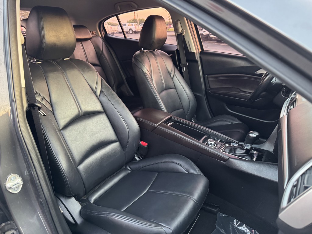 2018 Mazda Mazda3 Image 24