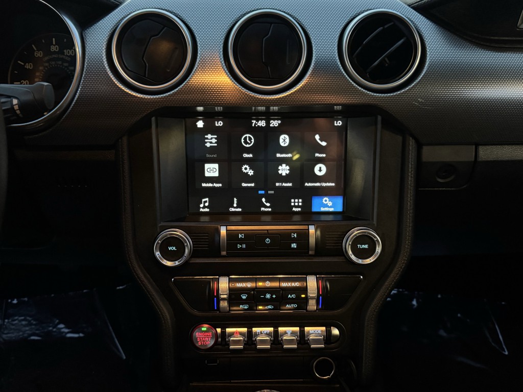 2019 Ford Mustang Image 16