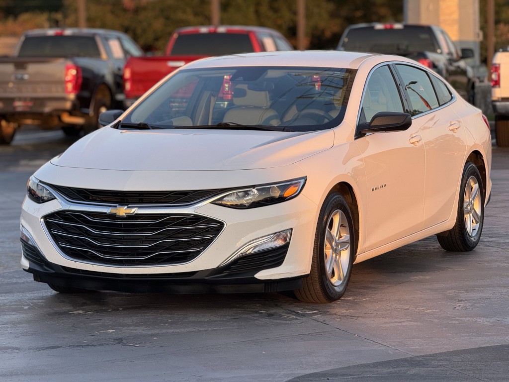 2023 Chevrolet Malibu Image 5