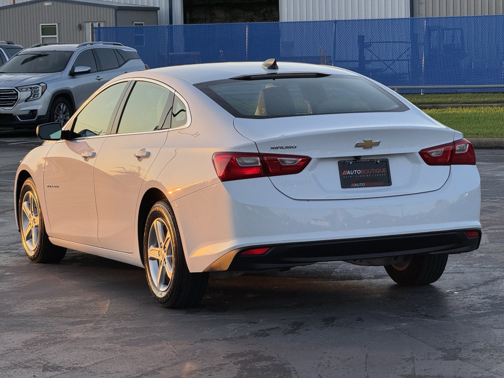 2023 Chevrolet Malibu Image 8