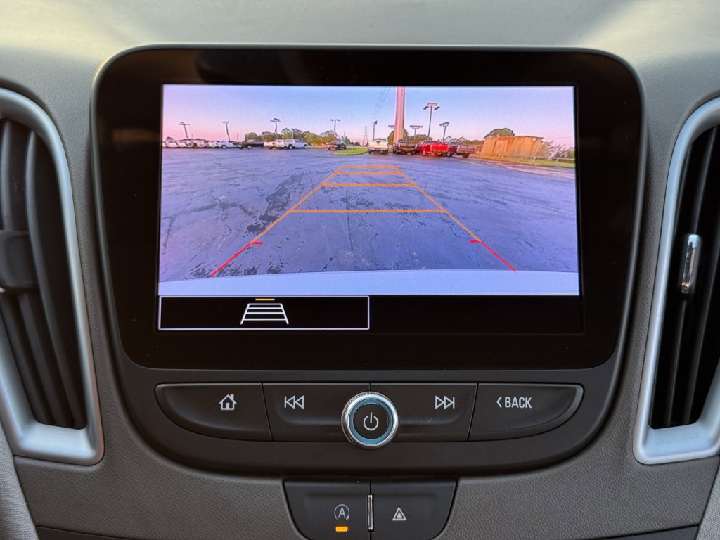 2023 Chevrolet Malibu Image 20