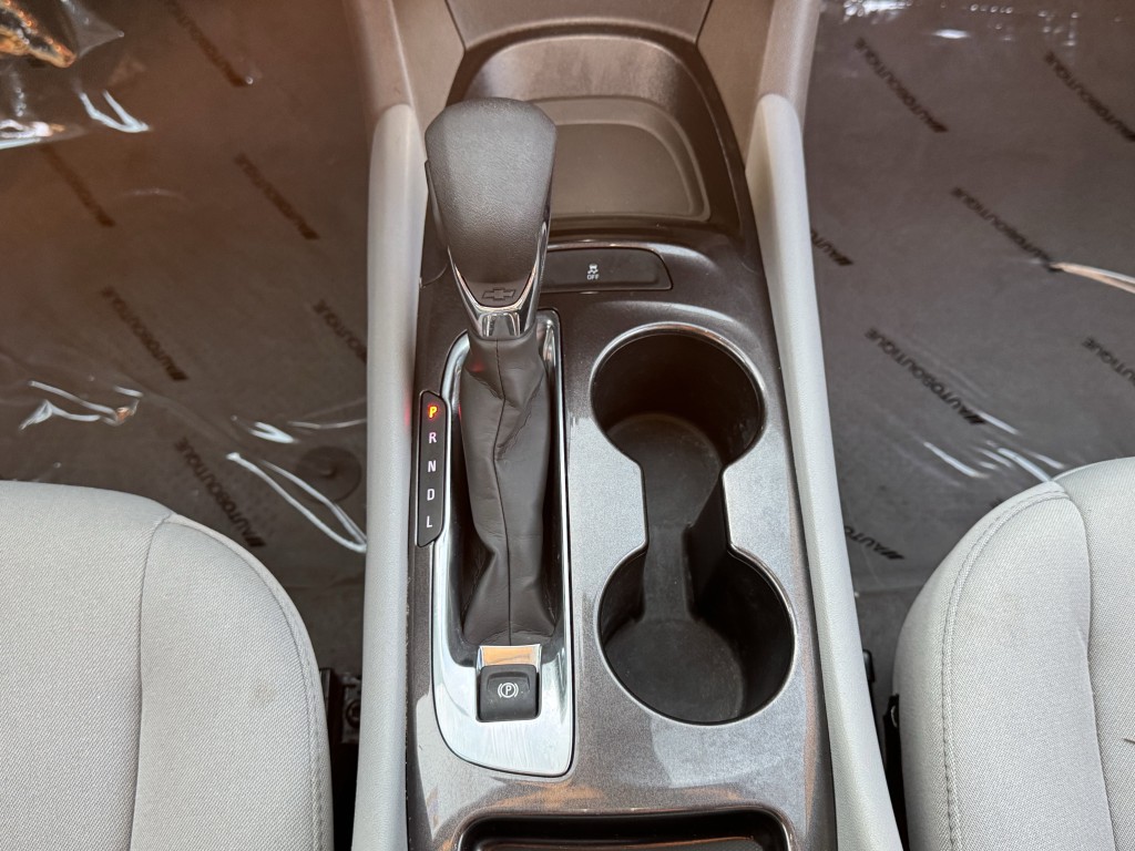 2023 Chevrolet Malibu Image 21