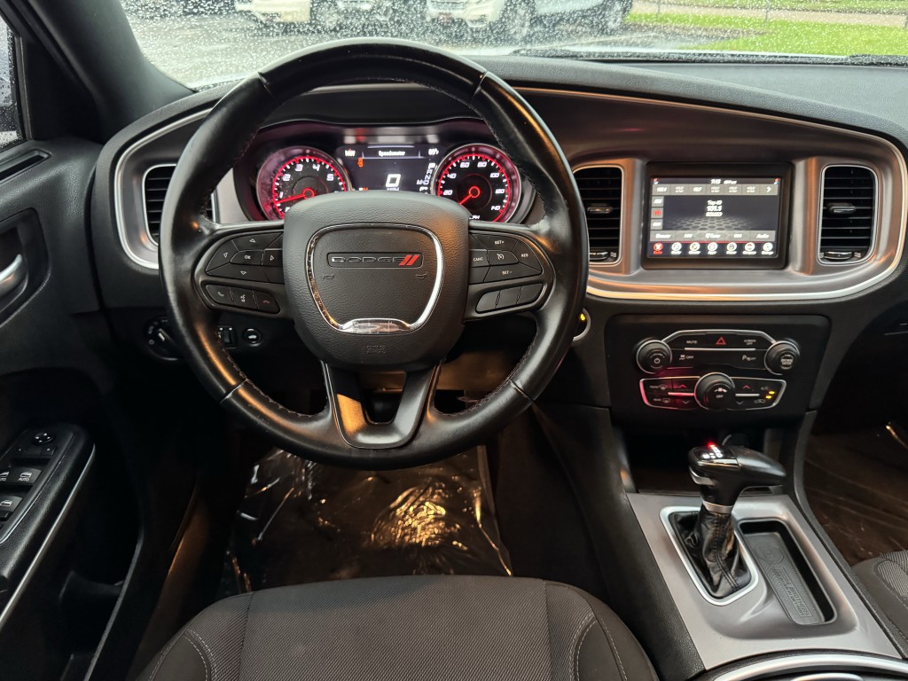 2022 Dodge Charger Image 12
