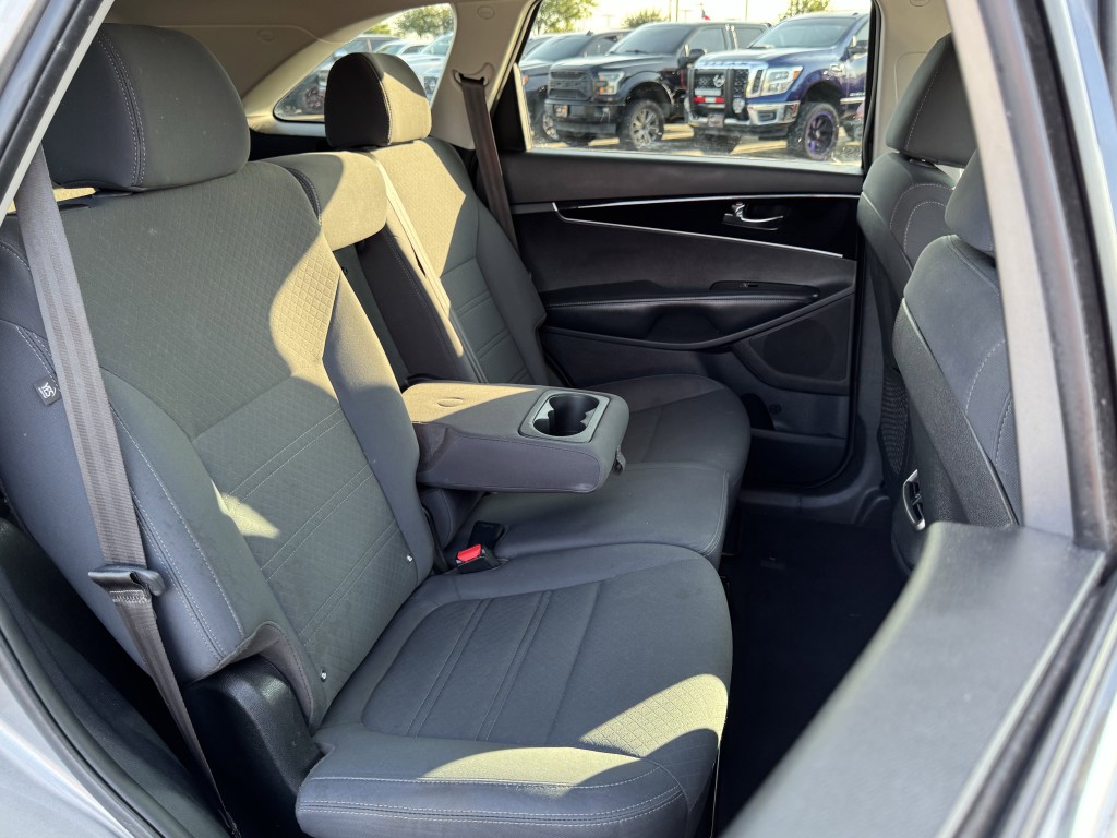2019 Kia Sorento Image 23