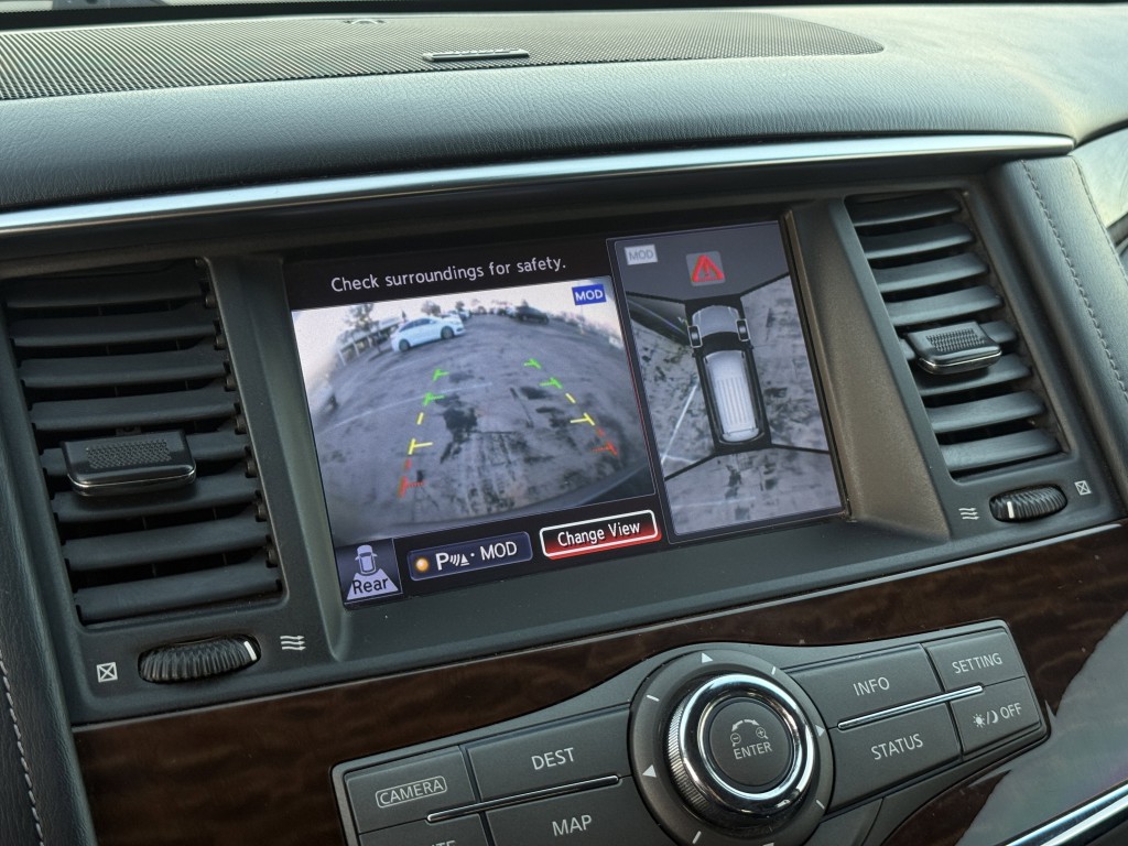 2017 Nissan Armada Image 19