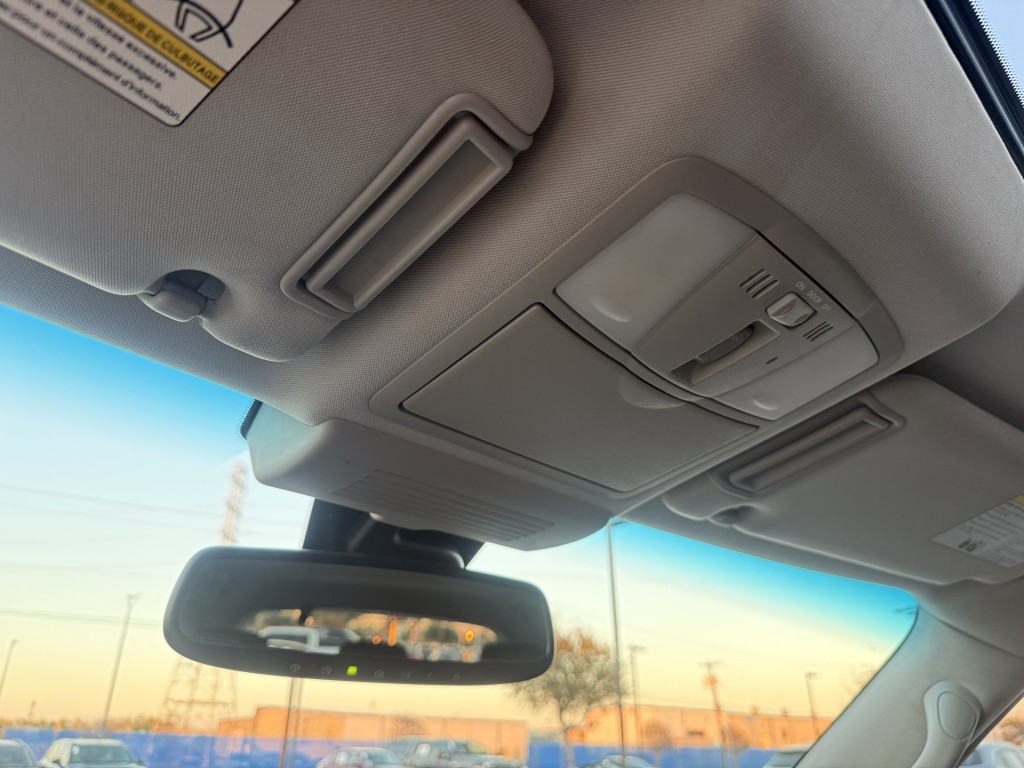 2017 Nissan Armada Image 26