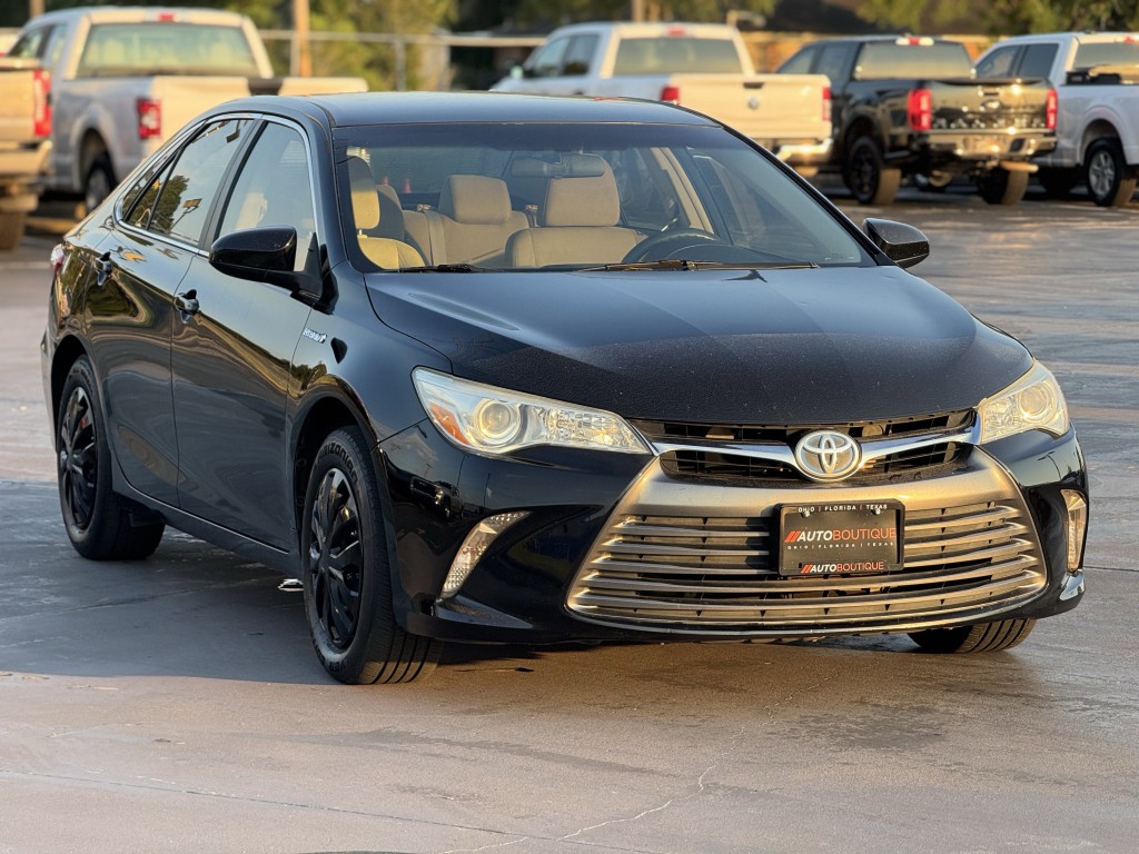 2015 Toyota Camry Image 3