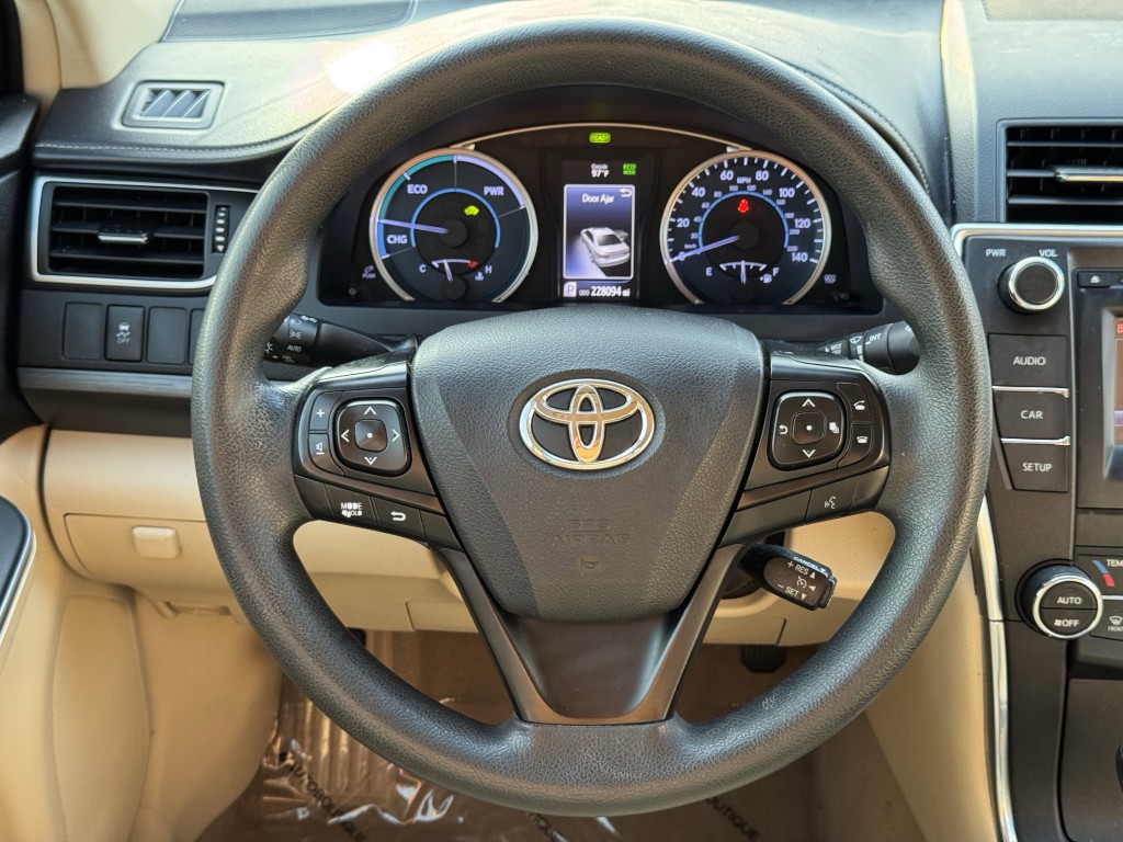 2015 Toyota Camry Image 14