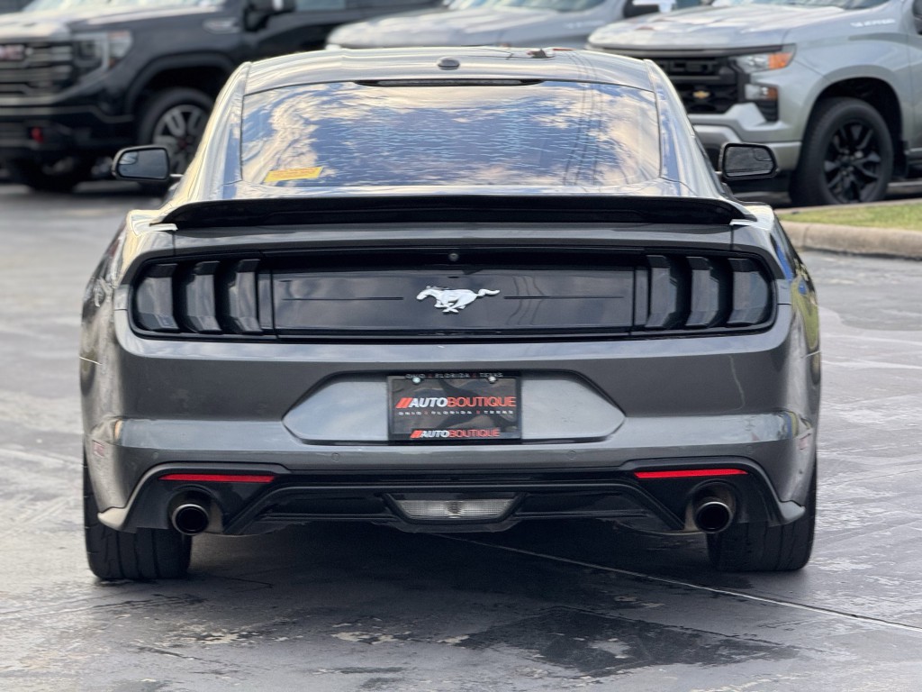 2018 Ford Mustang Image 8