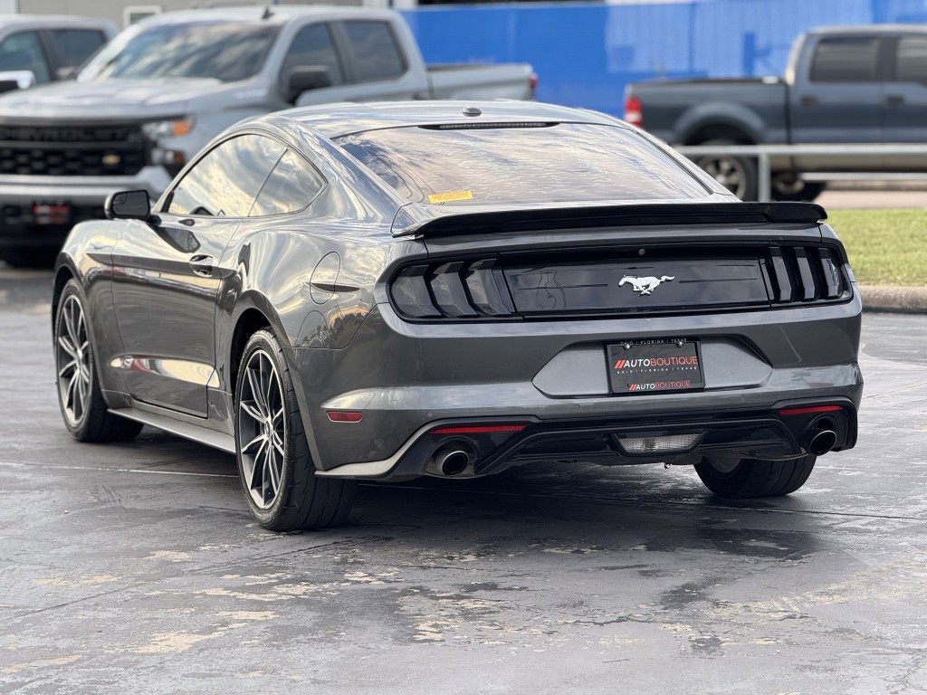 2018 Ford Mustang Image 9
