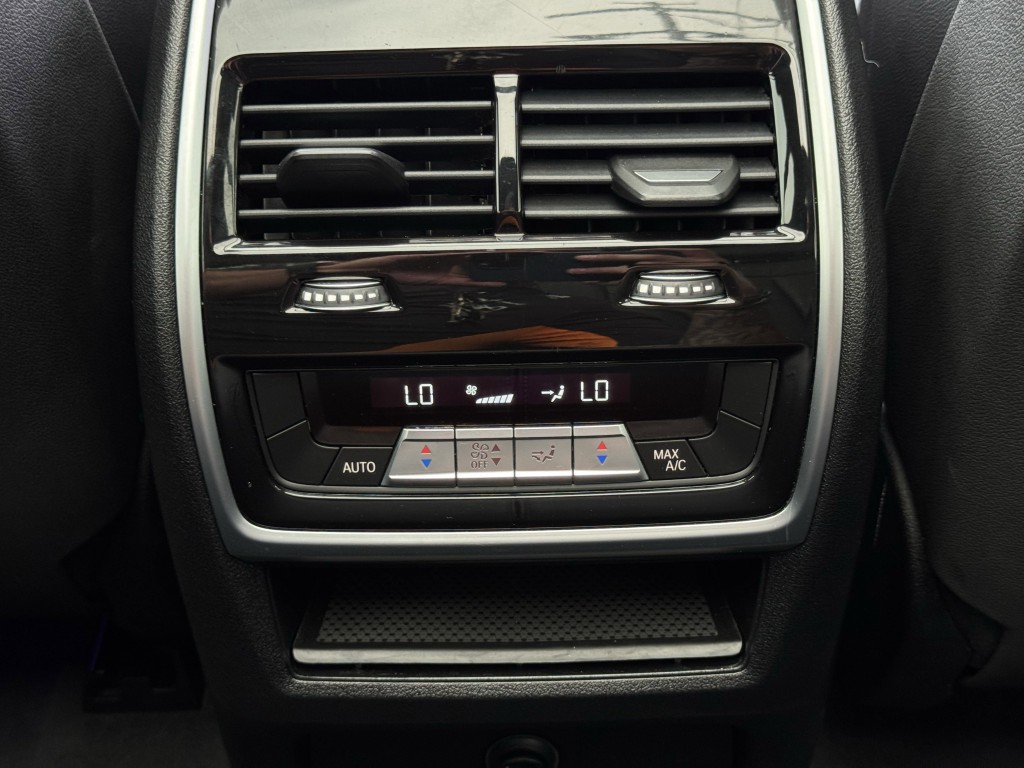 2019 BMW X5 Image 30