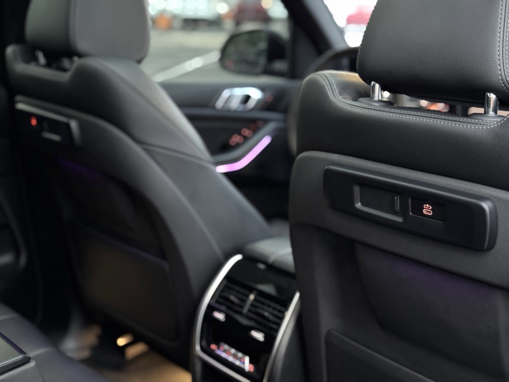 2019 BMW X5 Image 35