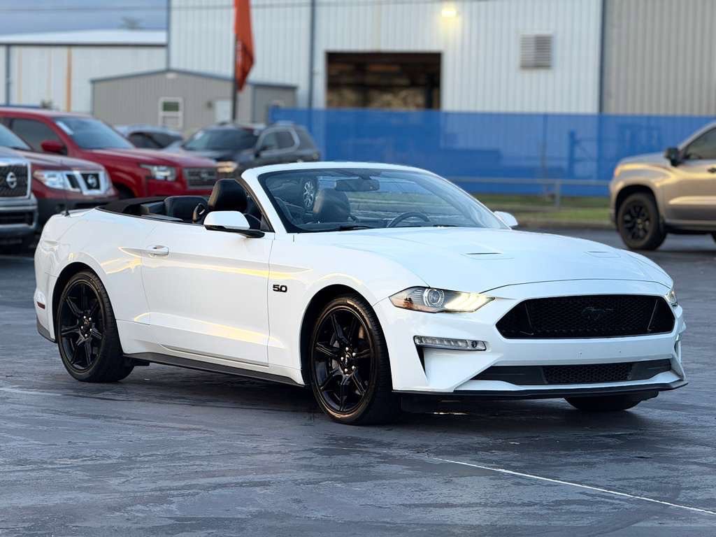 2019 Ford Mustang Image 3