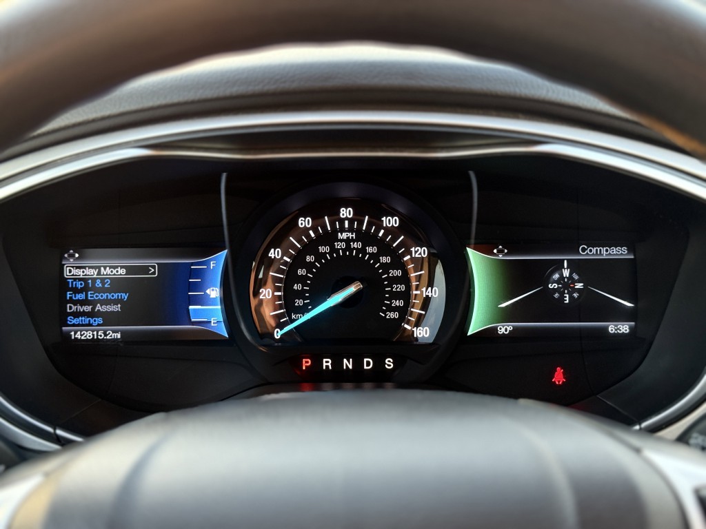 2016 Ford Fusion Image 18