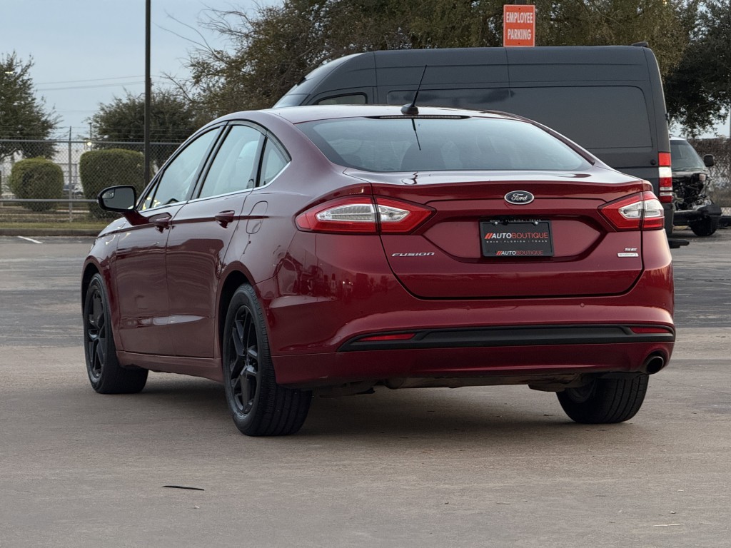 2016 Ford Fusion Image 8