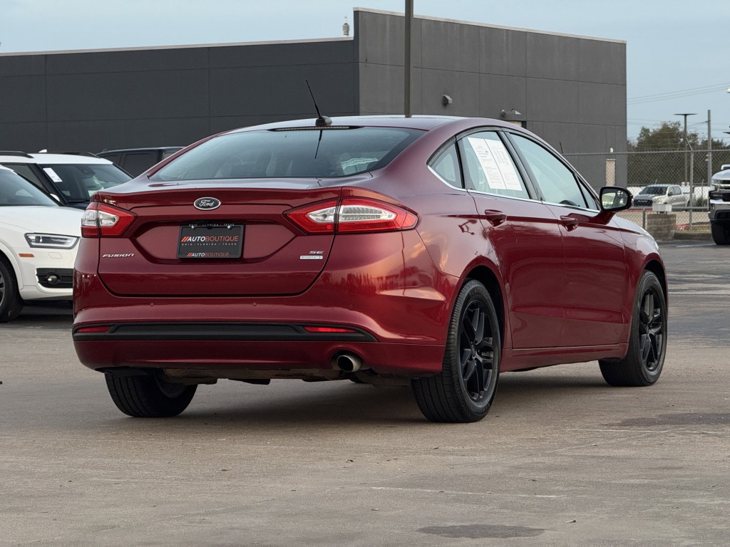 2016 Ford Fusion Image 9