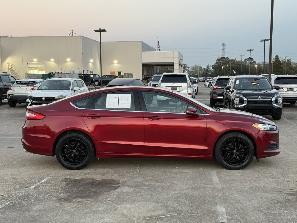 2016 Ford Fusion Image 10