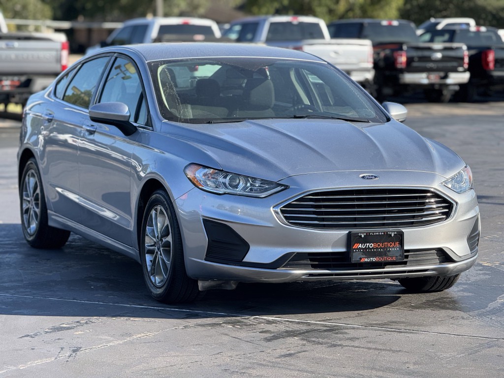 2020 Ford Fusion Image 3