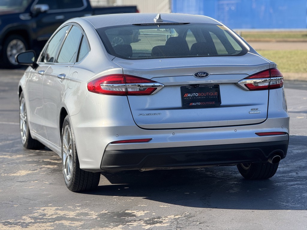 2020 Ford Fusion Image 9