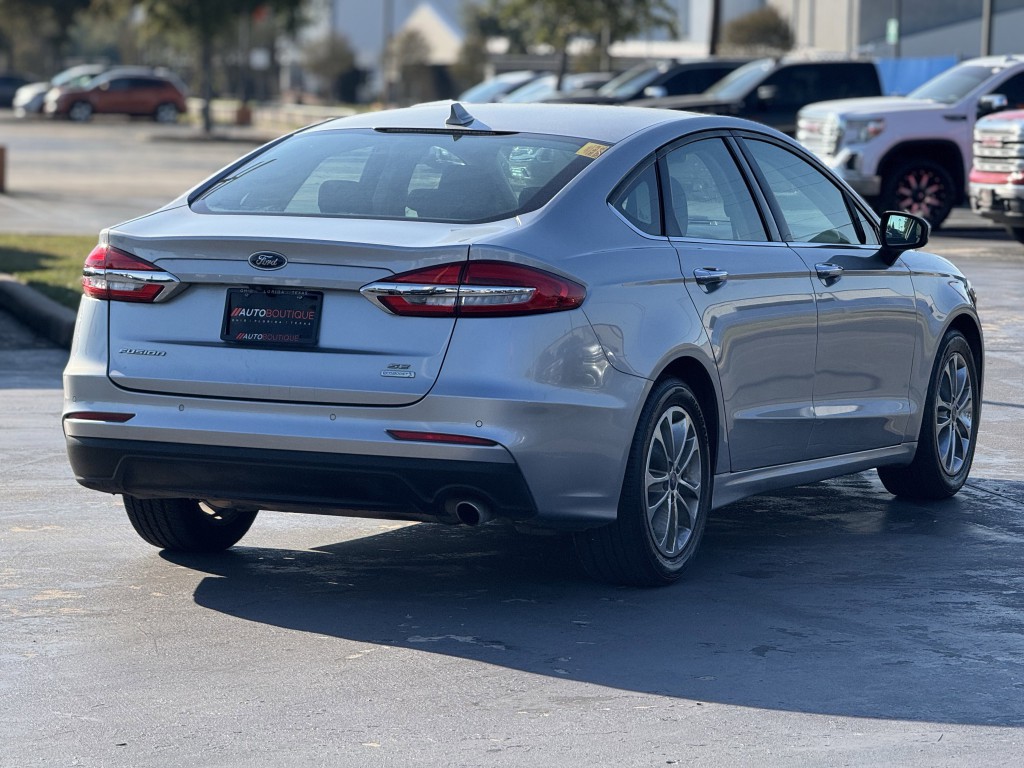 2020 Ford Fusion Image 10