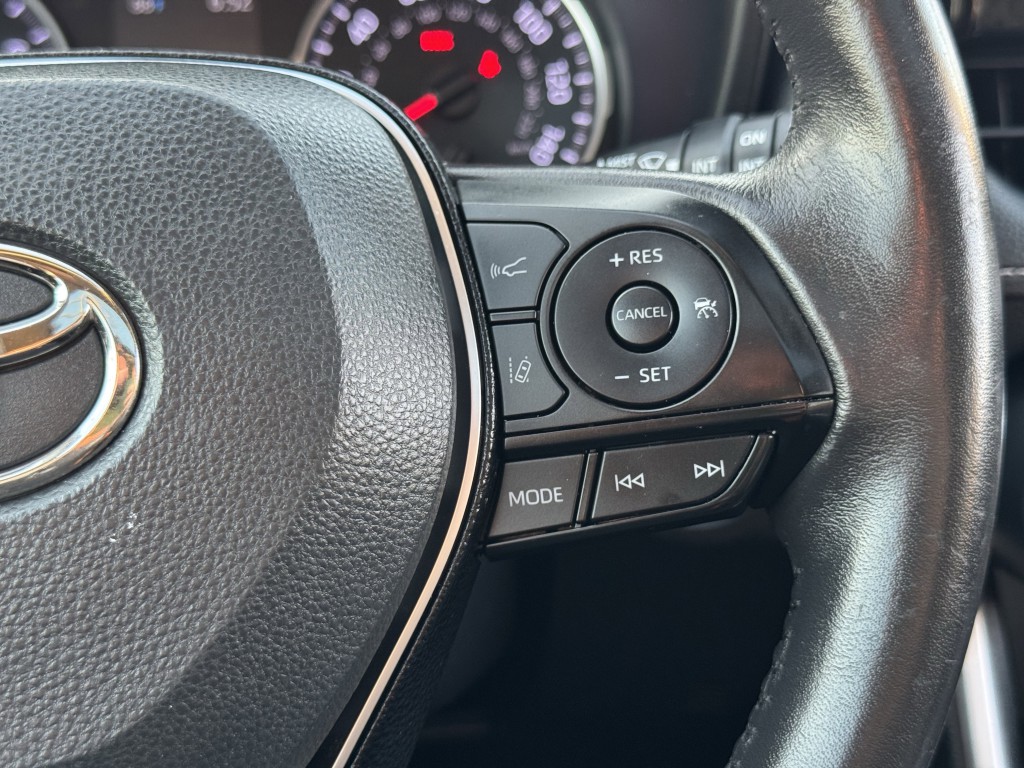 2020 Toyota Rav4 Image 16