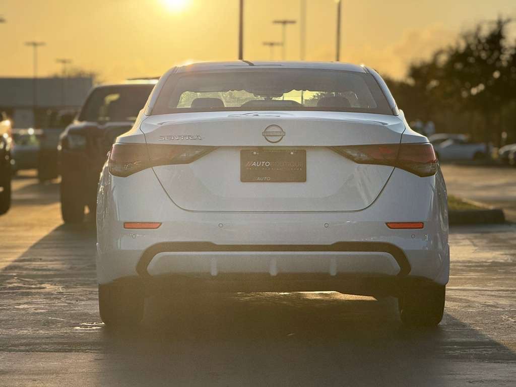 2025 Nissan Sentra Image 7