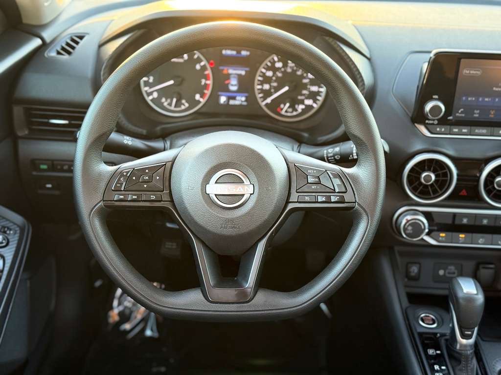2025 Nissan Sentra Image 11