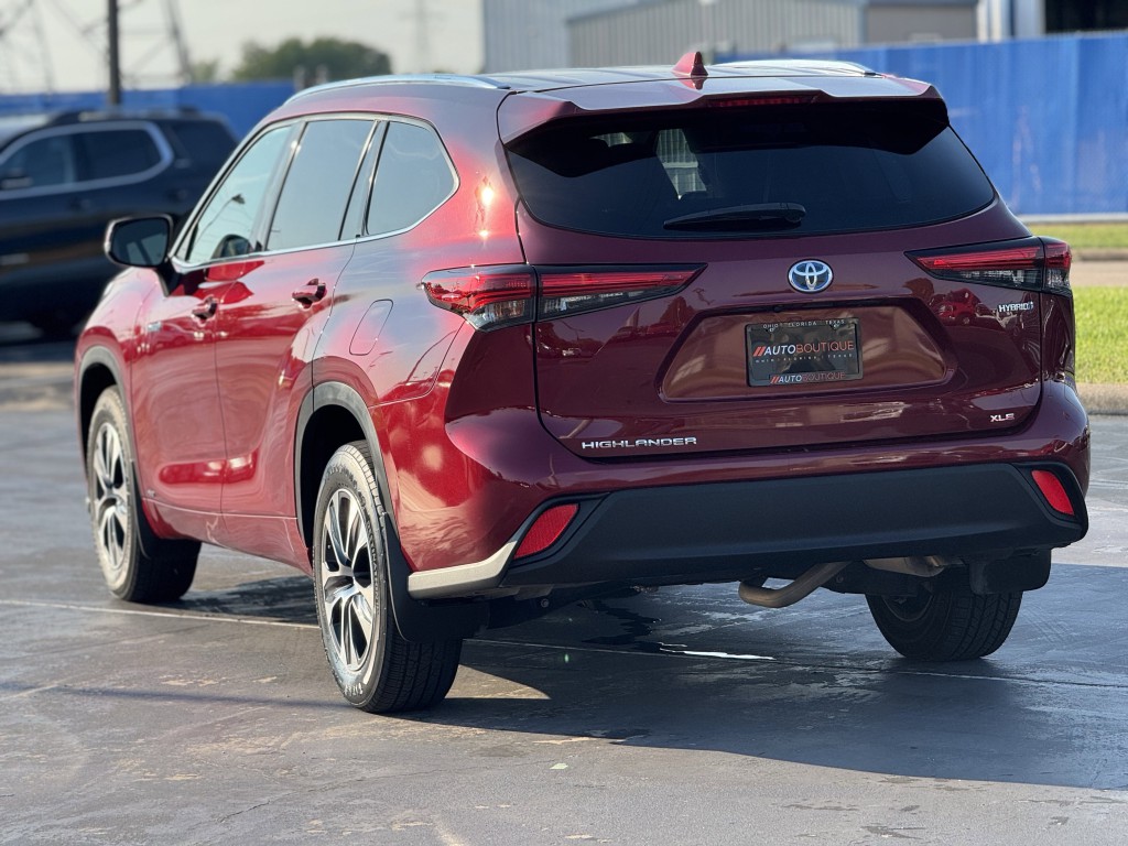 2021 Toyota Highlander Image 8