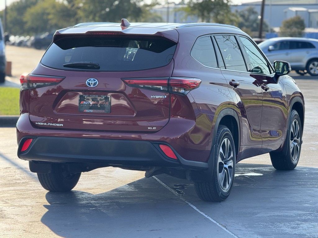 2021 Toyota Highlander Image 9